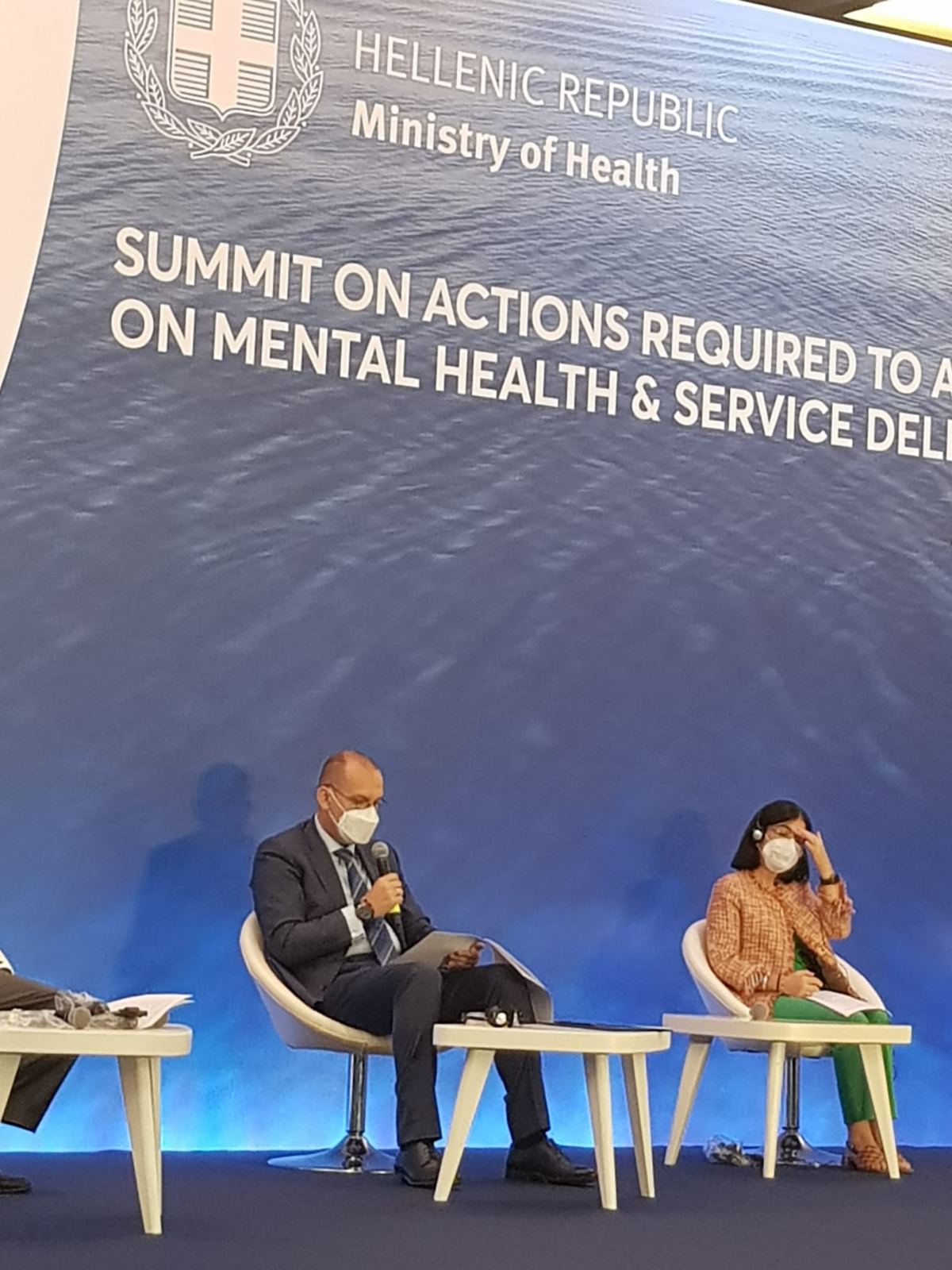Minister Lončar with the WHO Regional Director at the Summit on Mental Health
