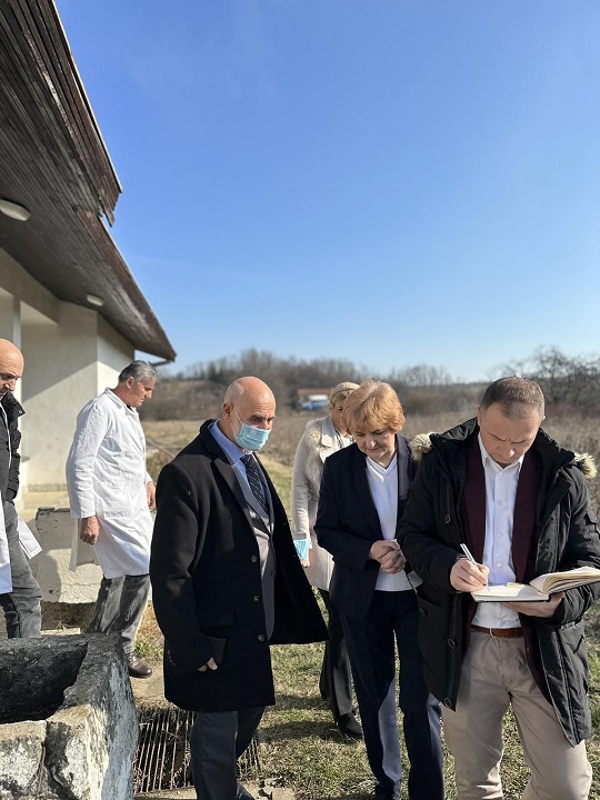Minister Grujičić visited clinics in Bojnik and Lebane