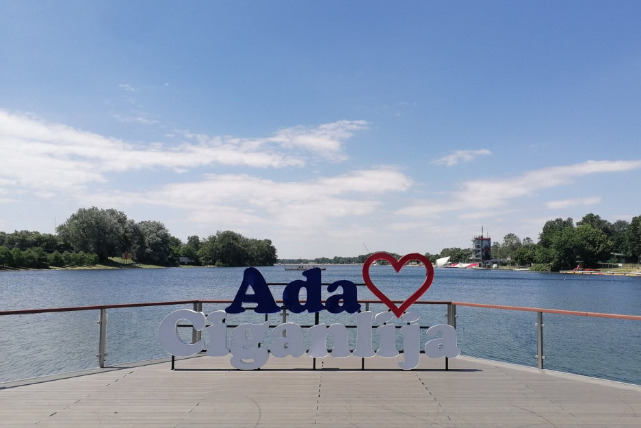 Издати прекршајни налози за двадесет четири угоститељска објекта на Ади Циганлији