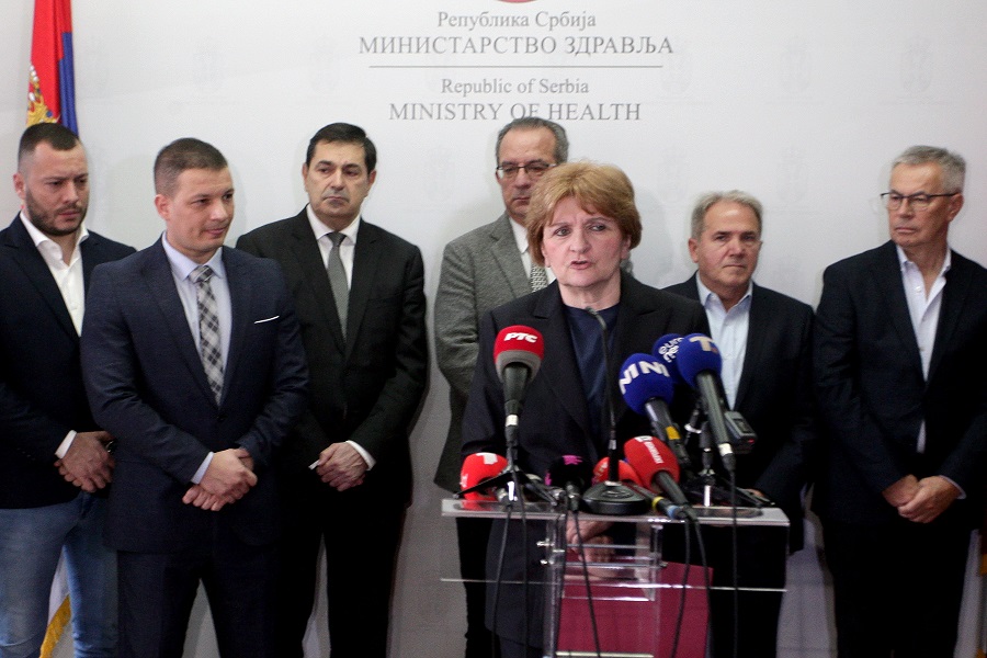 ПРВИ ПУТ ЈЕДИНСТВЕНА ЛИСТА ЗАКАЗИВАЊА ЗА МАГНЕТНУ РЕЗОНАНЦУ ДОСАДАШЊОМ РЕВИЗИЈОМ ПРЕПОЛОВЉЕНА ЛИСТА ЧЕКАЊА