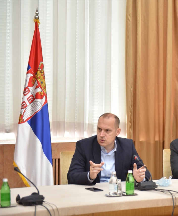 Лончар: Србија без новозаражених око 10. јула